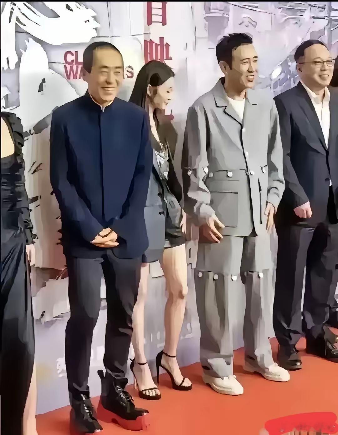 脚下有好鞋，气场强半截[嘻嘻] 