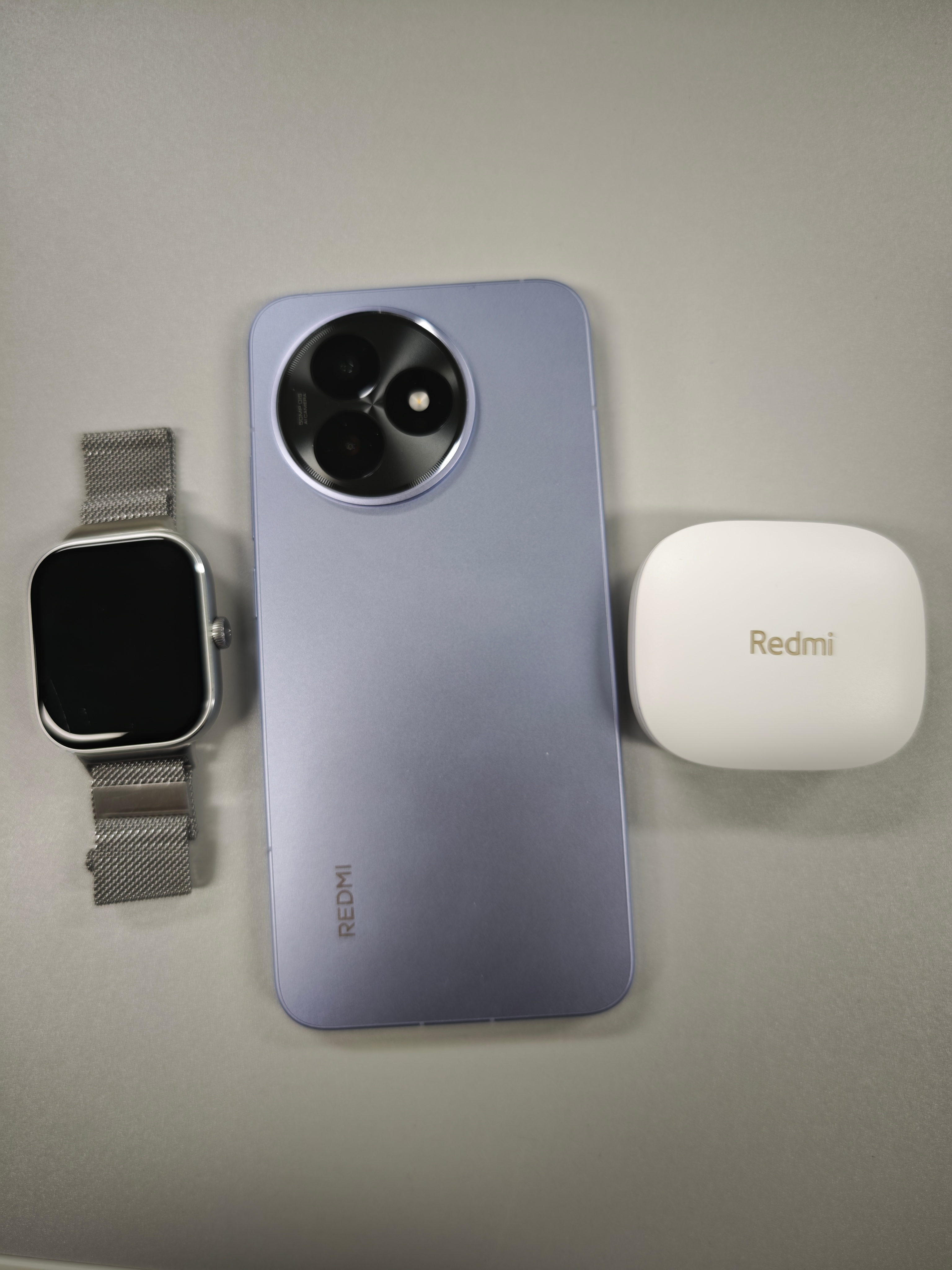 K80至尊版冰锋蓝和rEDMI Watch5、REDMI Buds6降噪耳机更配