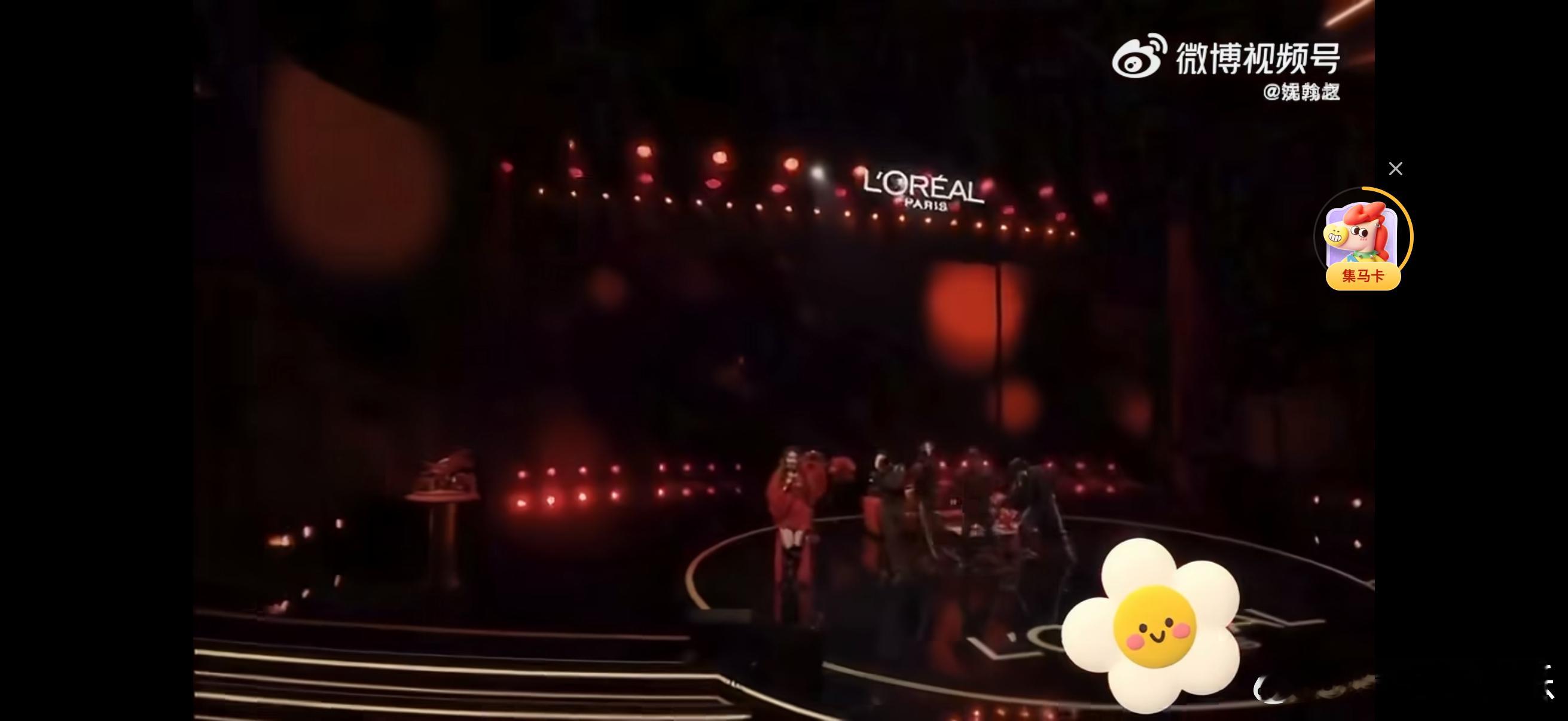 锤娜丽莎这段完播率100% 谁说搞笑艺人不能有硬实力？这段唱跳又稳又飒，表情里的