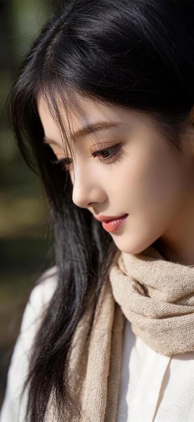 当你看见一个人特别好，
就必须问自己一个问题，
这个人的坏去哪儿了？