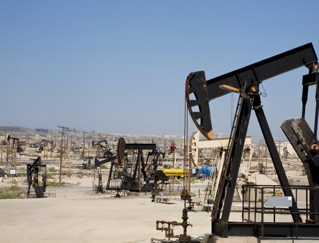 沙特石油近期出口暴跌后，对中国意外增加60%，这一幕把白宫看懵了！彭博社的船舶追