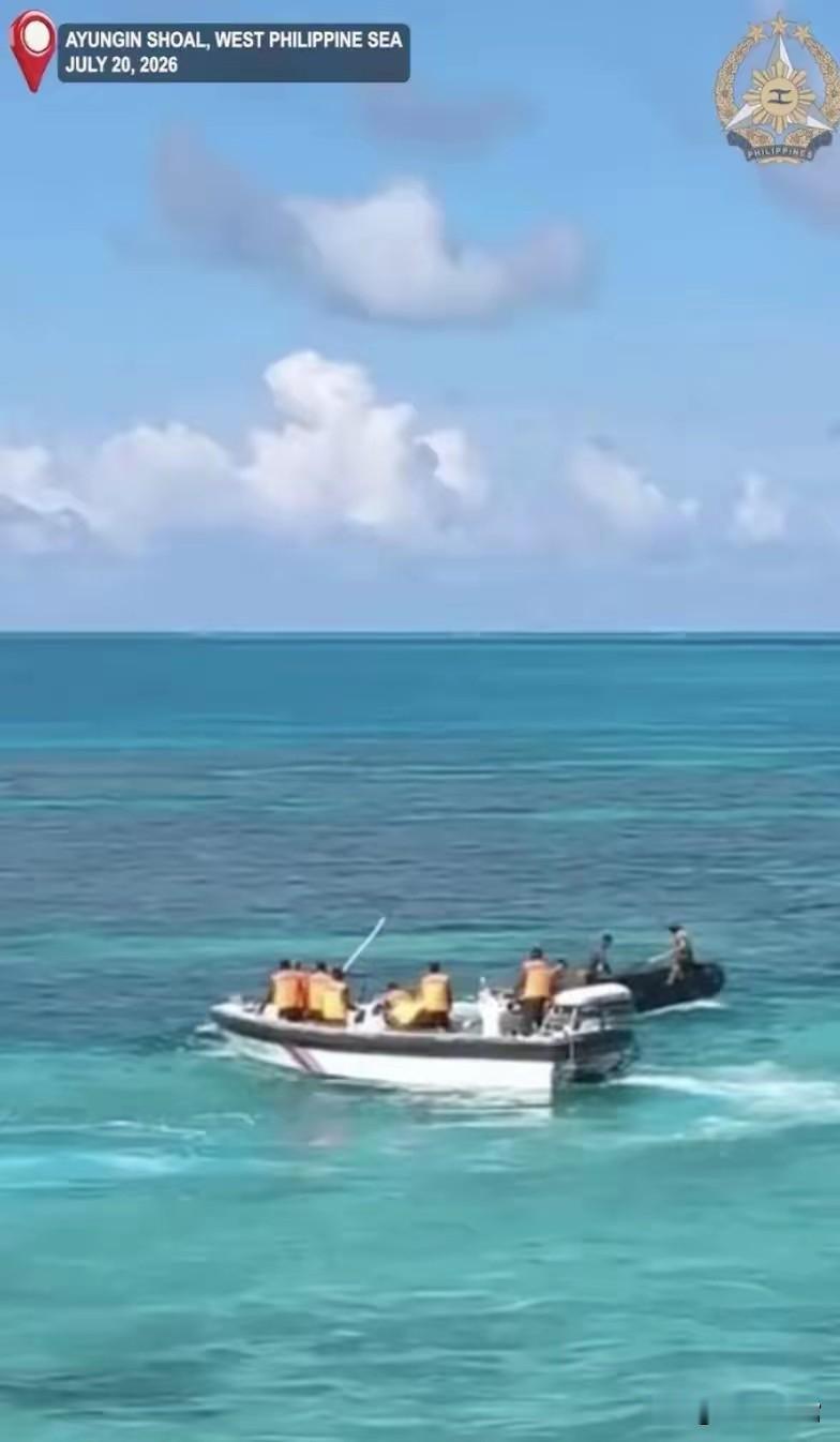 7月20日，中国海警与菲律宾海军人员在仁爱礁潟湖内爆发冲突，一名菲律宾海军人员遭
