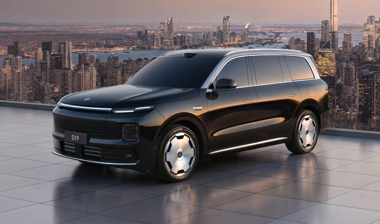 同样是大六座旗舰SUV，一个21万起一个27万起——6万块差在哪了？
最近有朋友