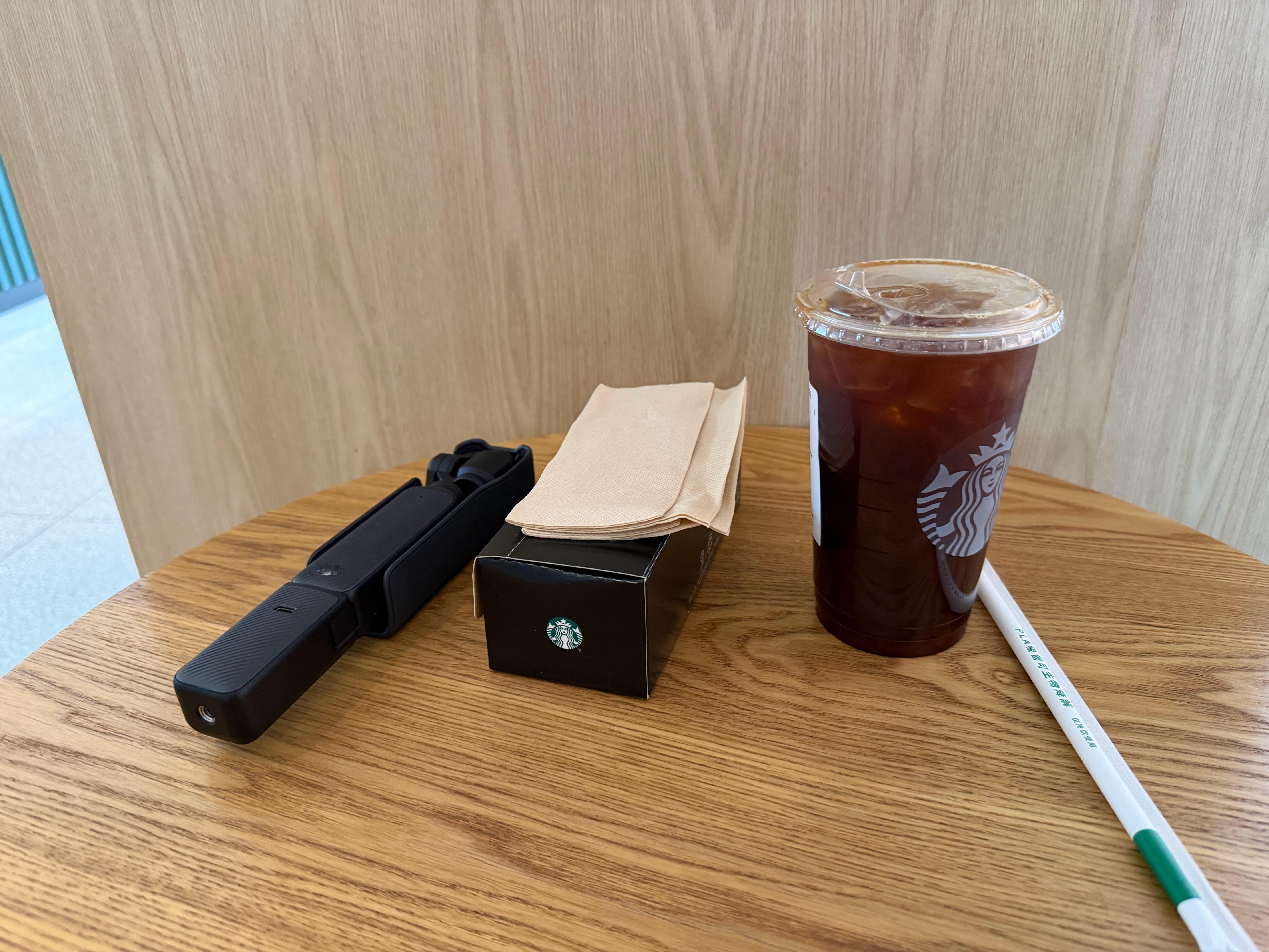 佛系逛展先吃个午饭再进去看看 北京