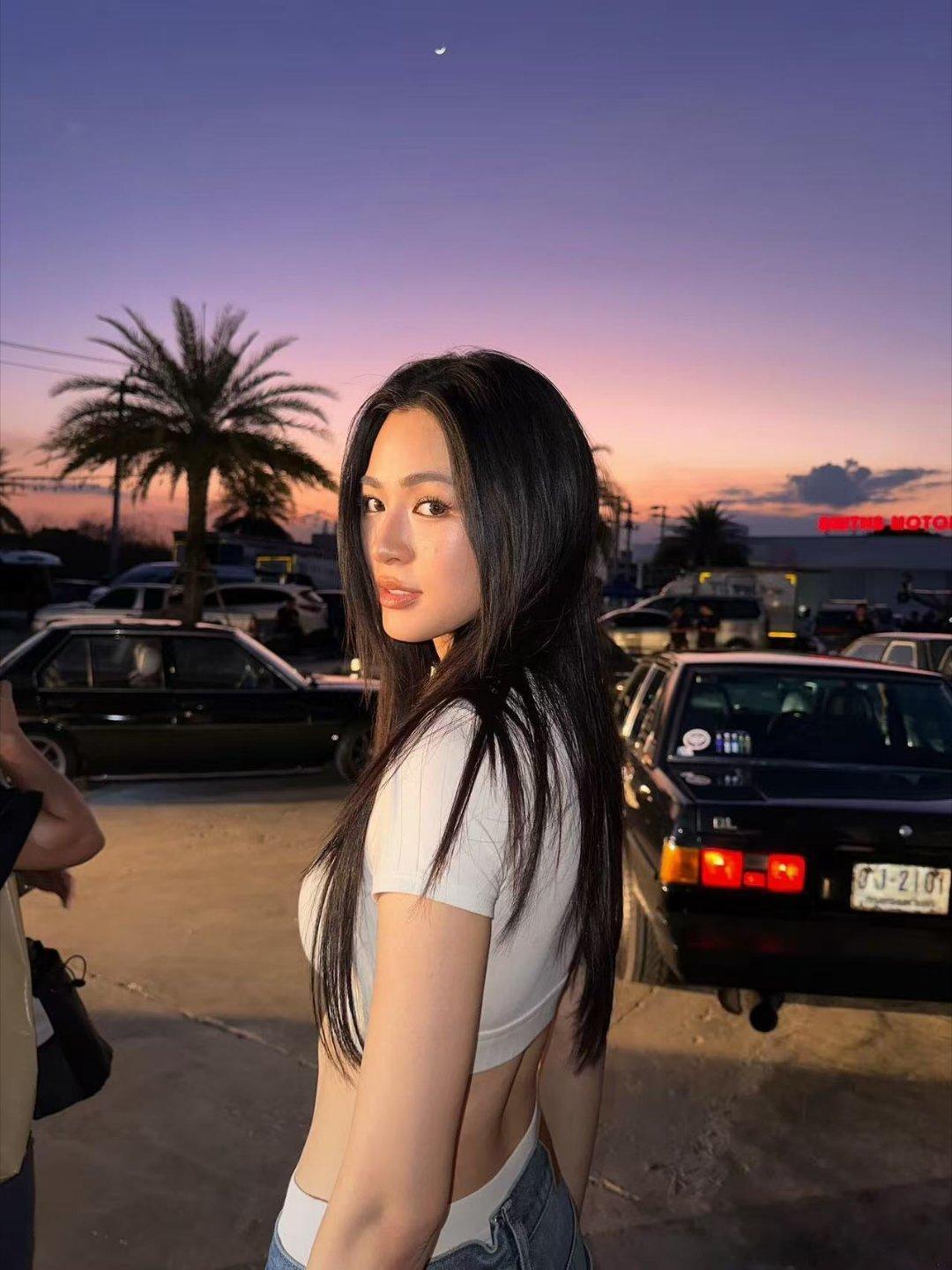 斩男且斩女好绝一女邝玲玲 