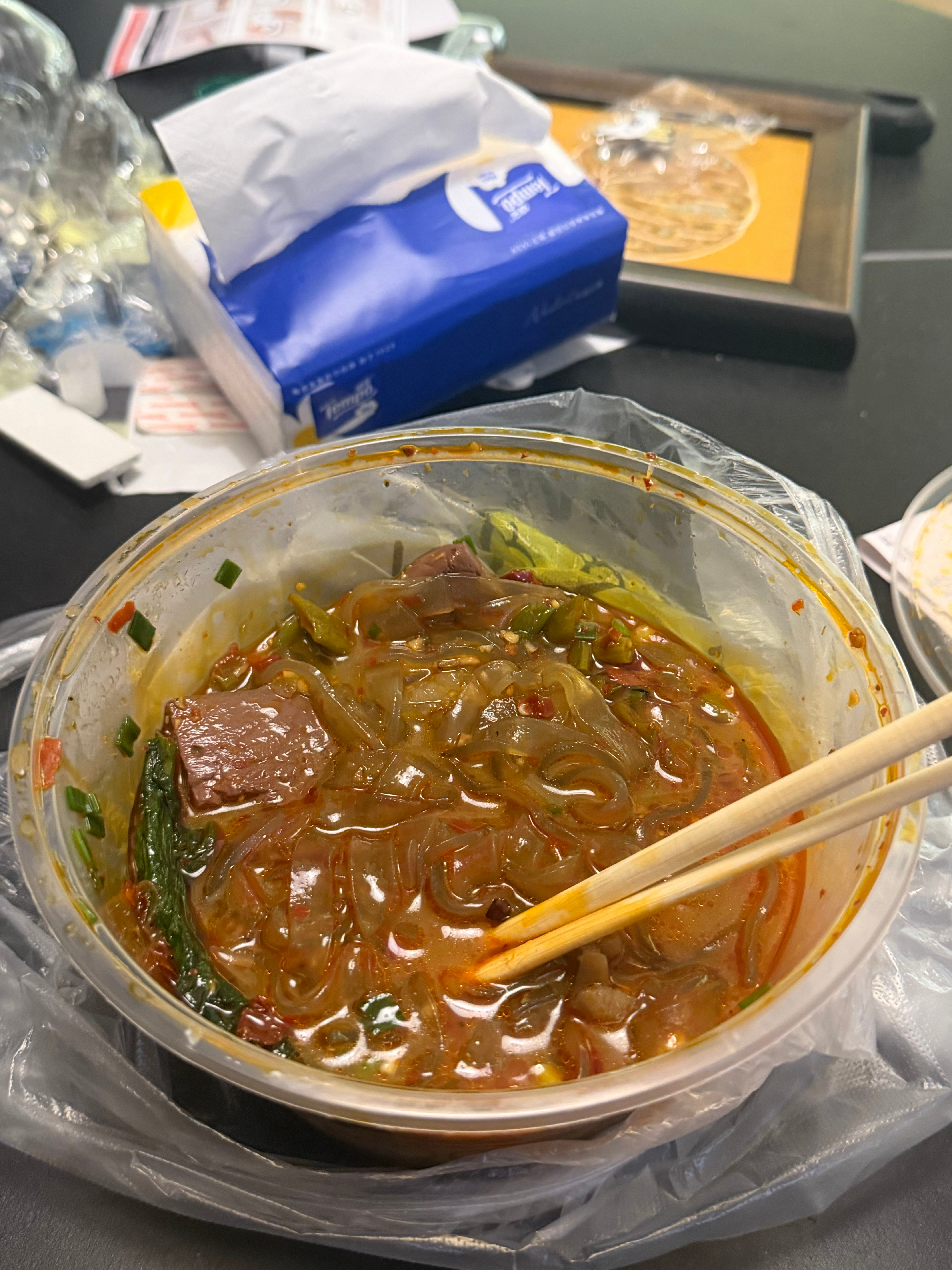 一边吃麻辣烫一边在回味胖子卤煮，怎么能这么好吃，还好月底还有一个江西出差，我将再