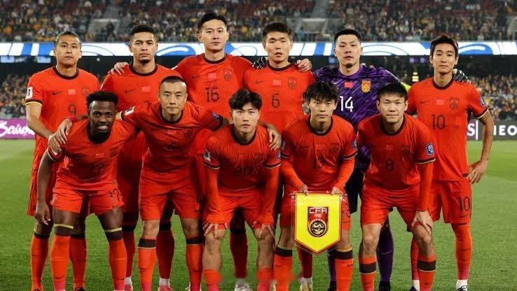 国足vs印尼 赛前趣闻球队平均年龄🇮🇩 印尼：26.1岁🇨🇳 中国：28