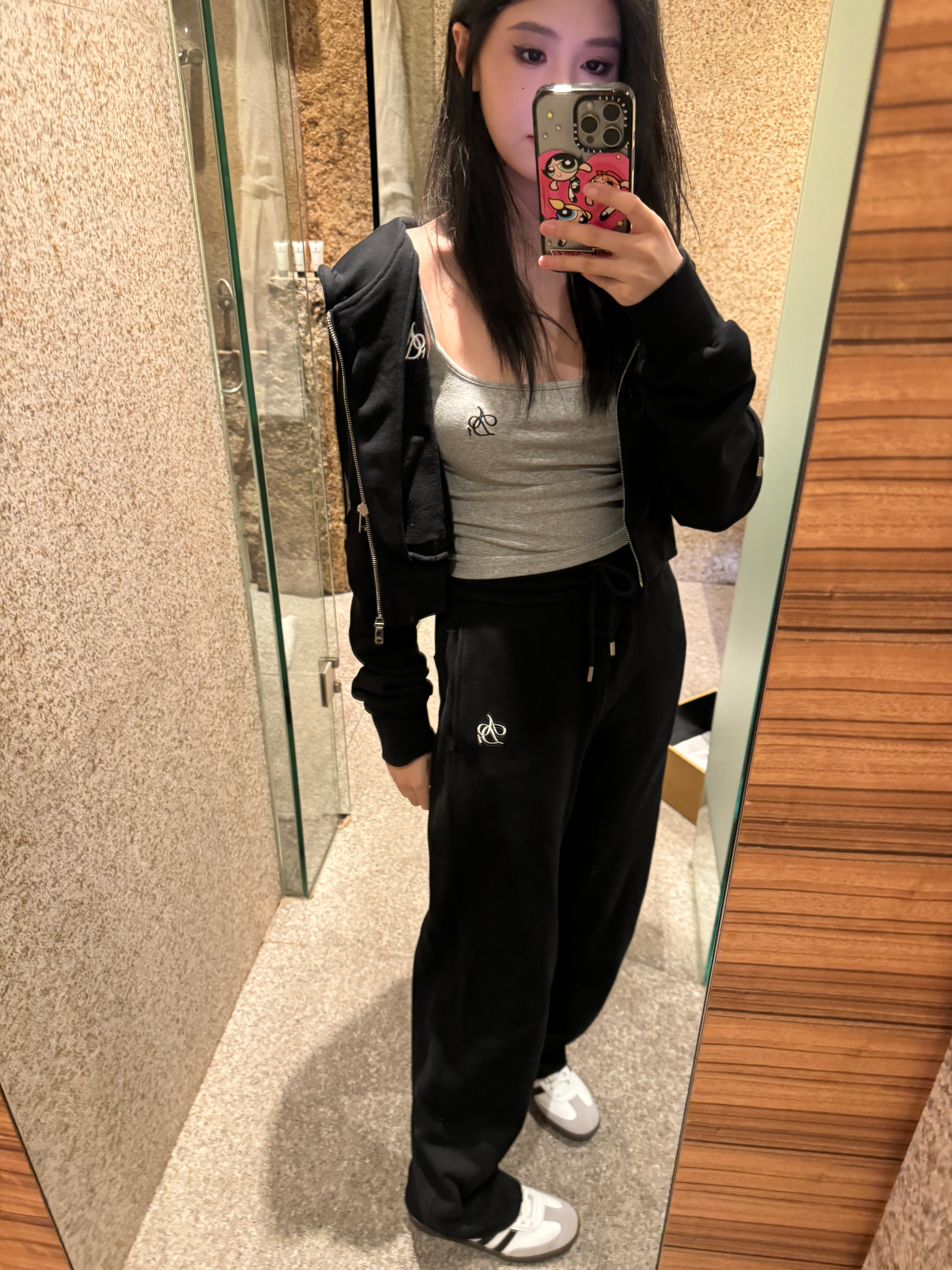 线下 ​​​