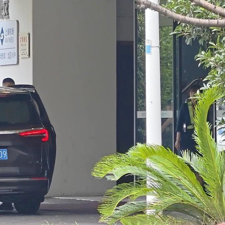 落地🚶🏃🏃 ​​​