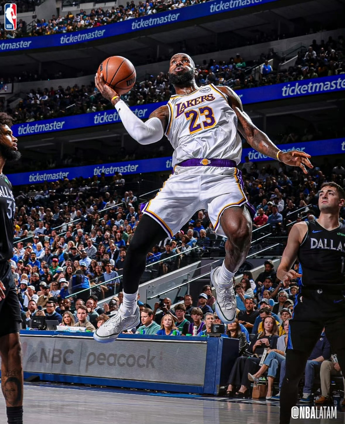 詹姆斯（伤病管理）明天对阵雷霆出战成疑！ 