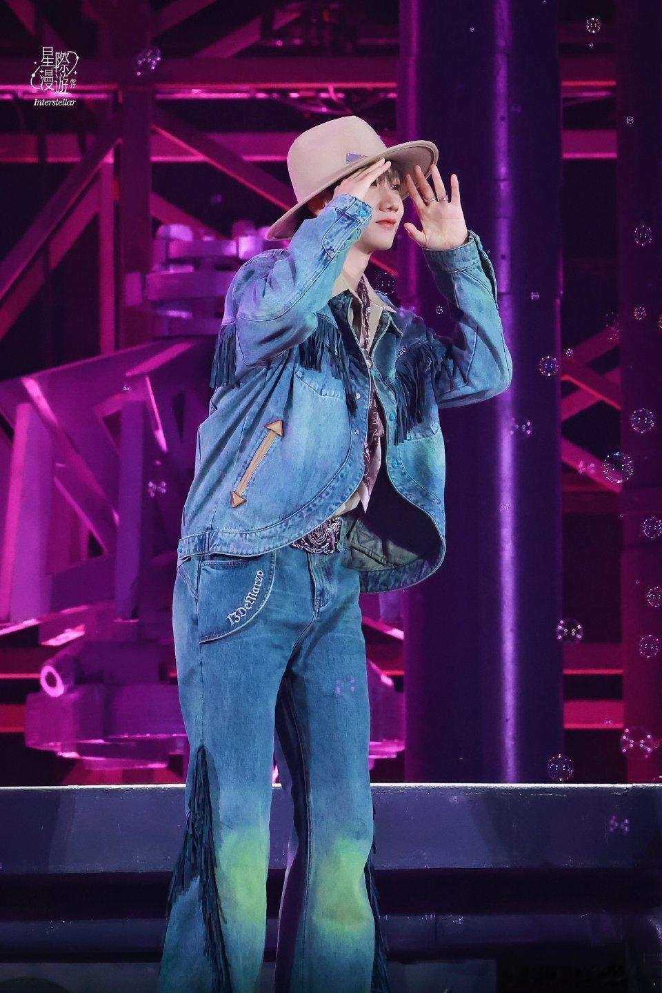 汪苏泷简直是改编界的天花板！《像晴天像雨天》加 rap，好听得我直接原地封神！