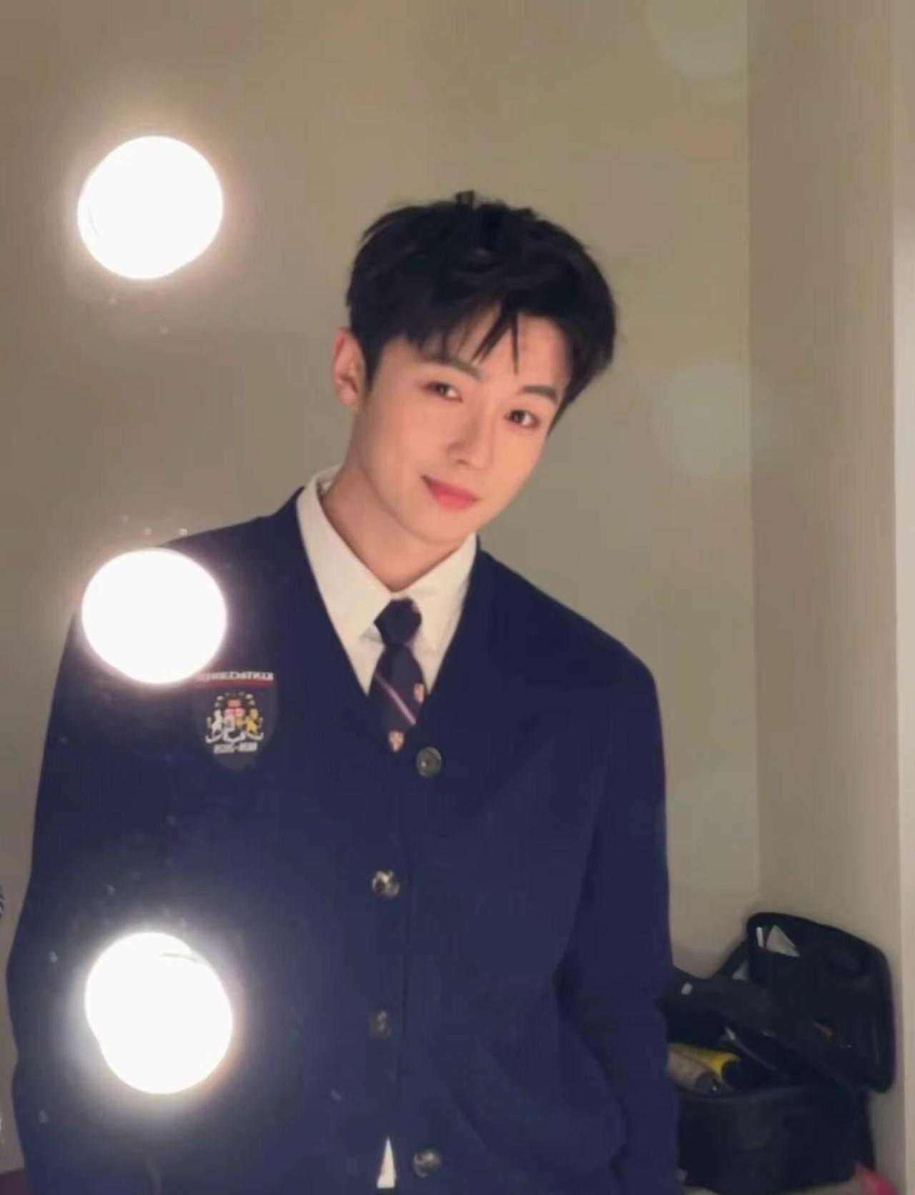 平静也是一种感受 就像透明也是一种颜色@翟子路 翟子路 翟个碎片