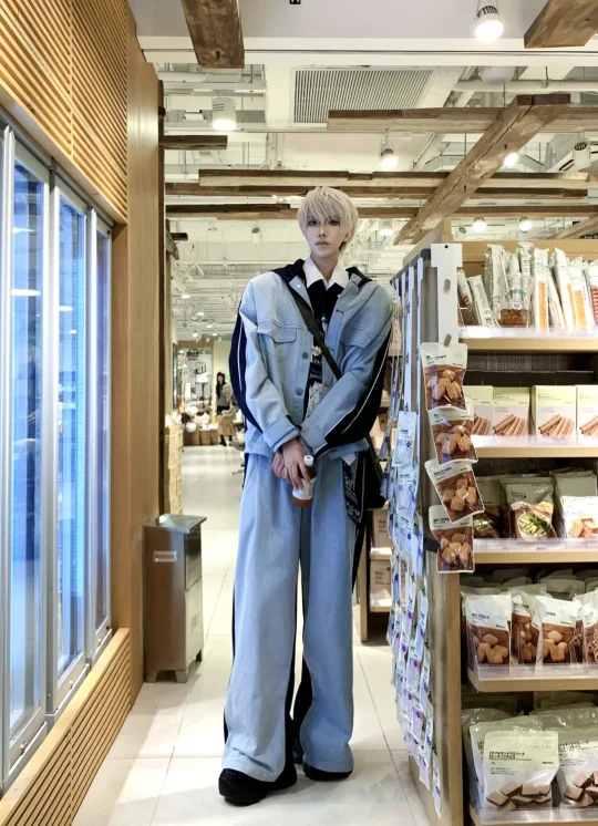 看似高冷实则不然