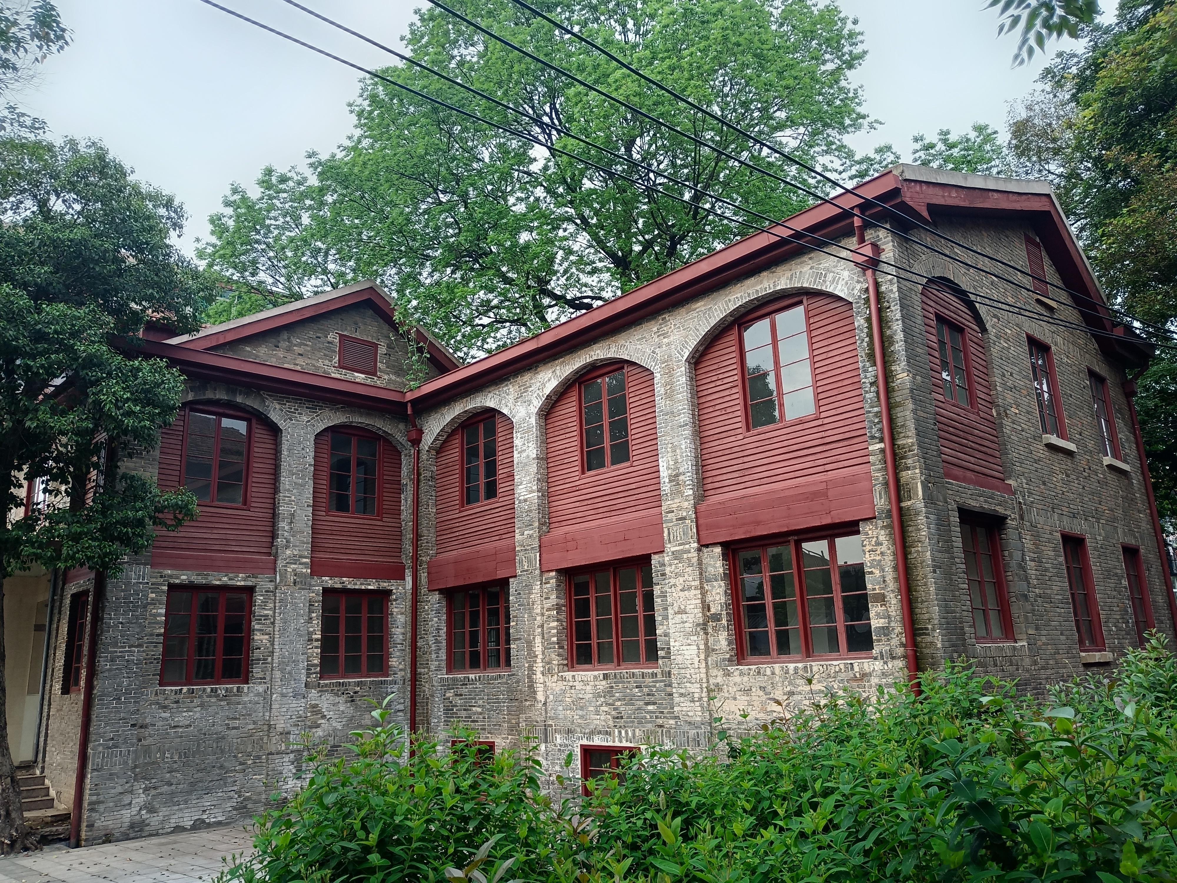 九江庾亮南路，传教士的住宅 ​​​