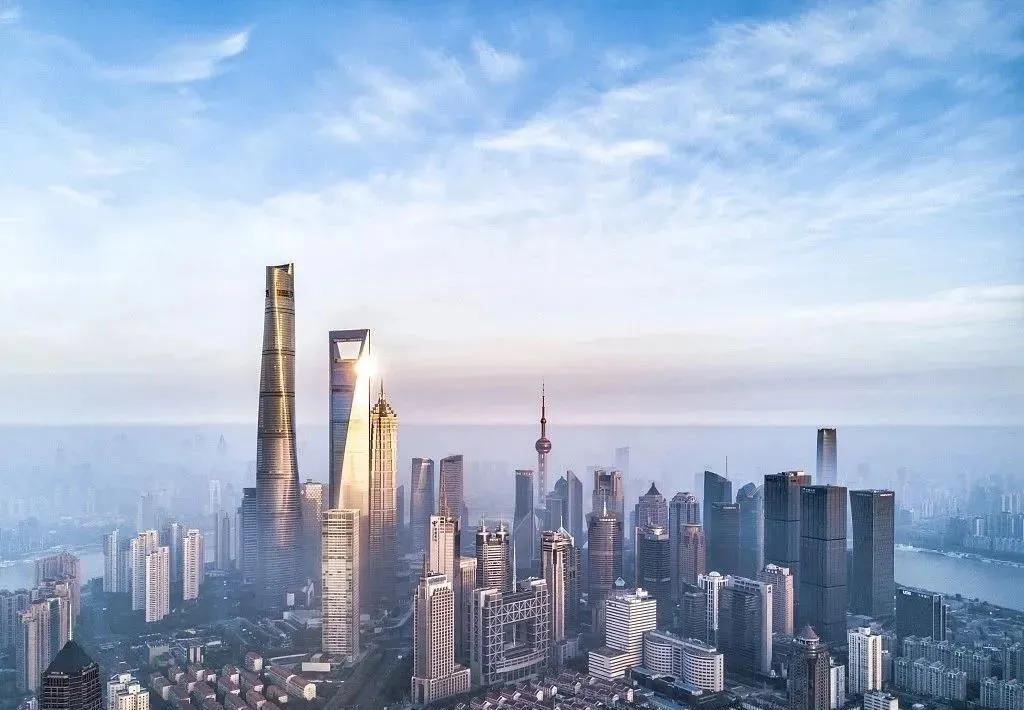 都说上海2023年萧条了！人都走完了！怎么个税还是全国第一呀[捂脸][捂脸][捂