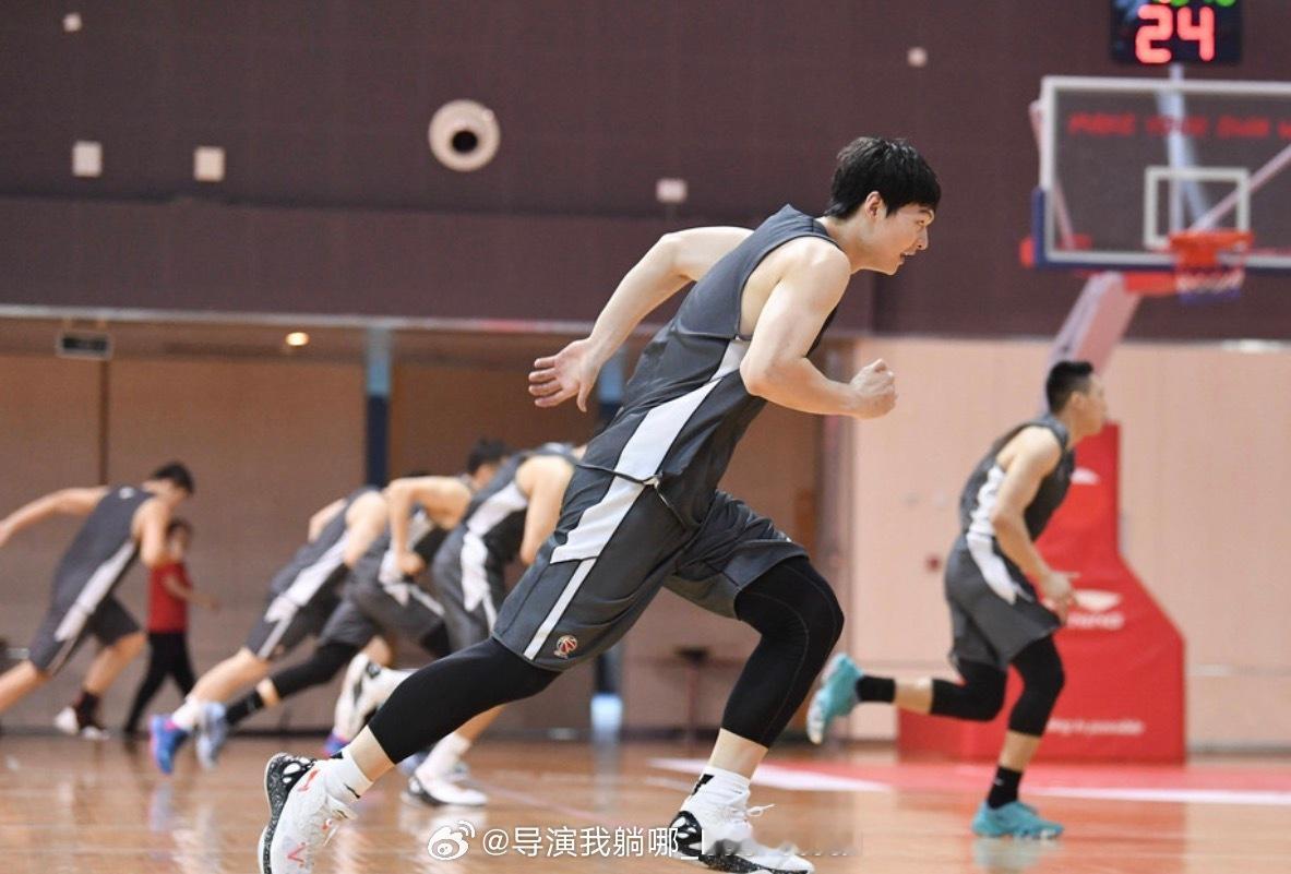越来越科学了，CBA公司今天发布了新赛季体测的规则，今年体测最大的改变是取消达标