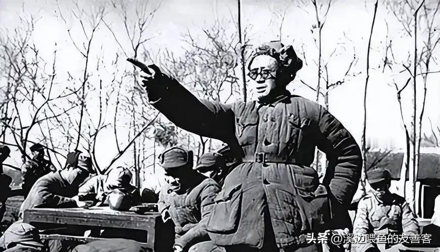 1935年5月，川军icon旅长许剑霜正头疼怎么堵红军，一封信送到了他手上。他以