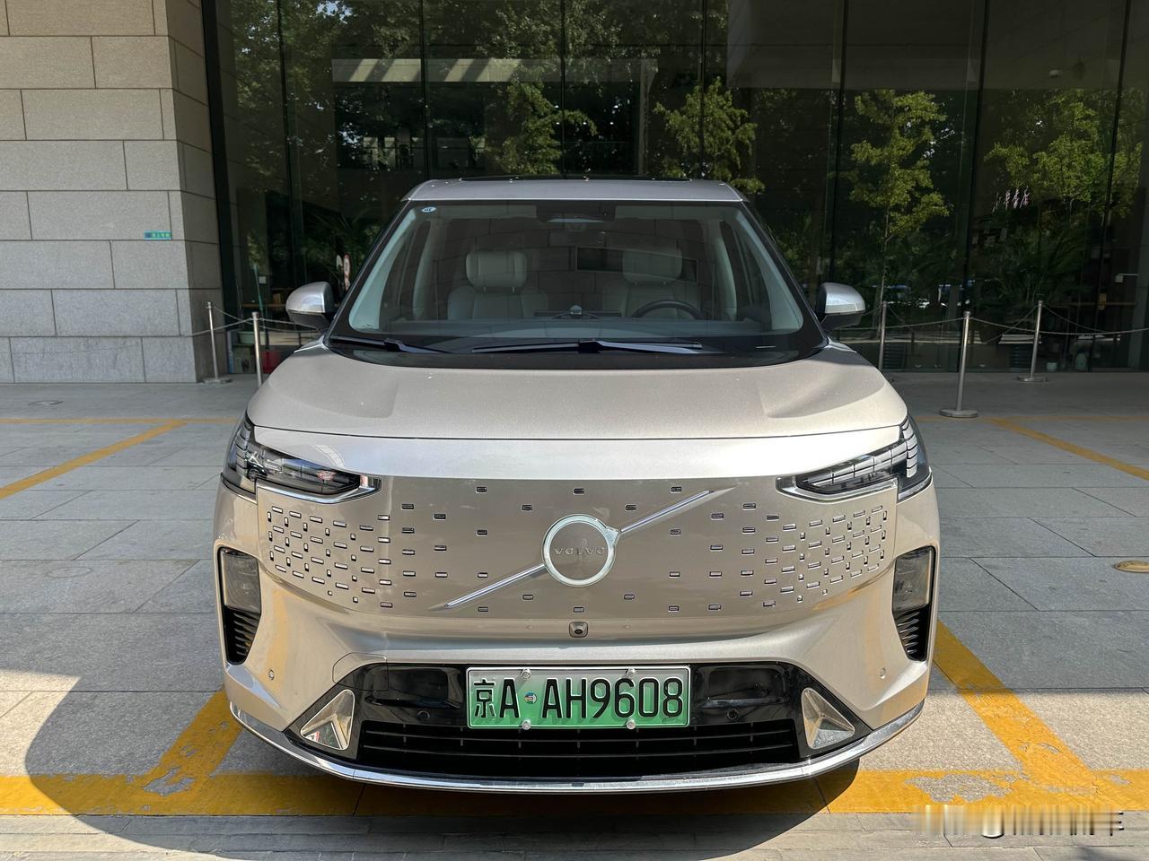 开这个上下班，是不是有点浪费？