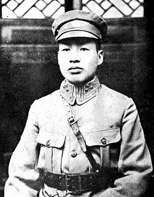 1933年，刘文辉被刘湘打得大败，刘湘并未赶尽杀绝，反而说一笔写不出两个刘字，总