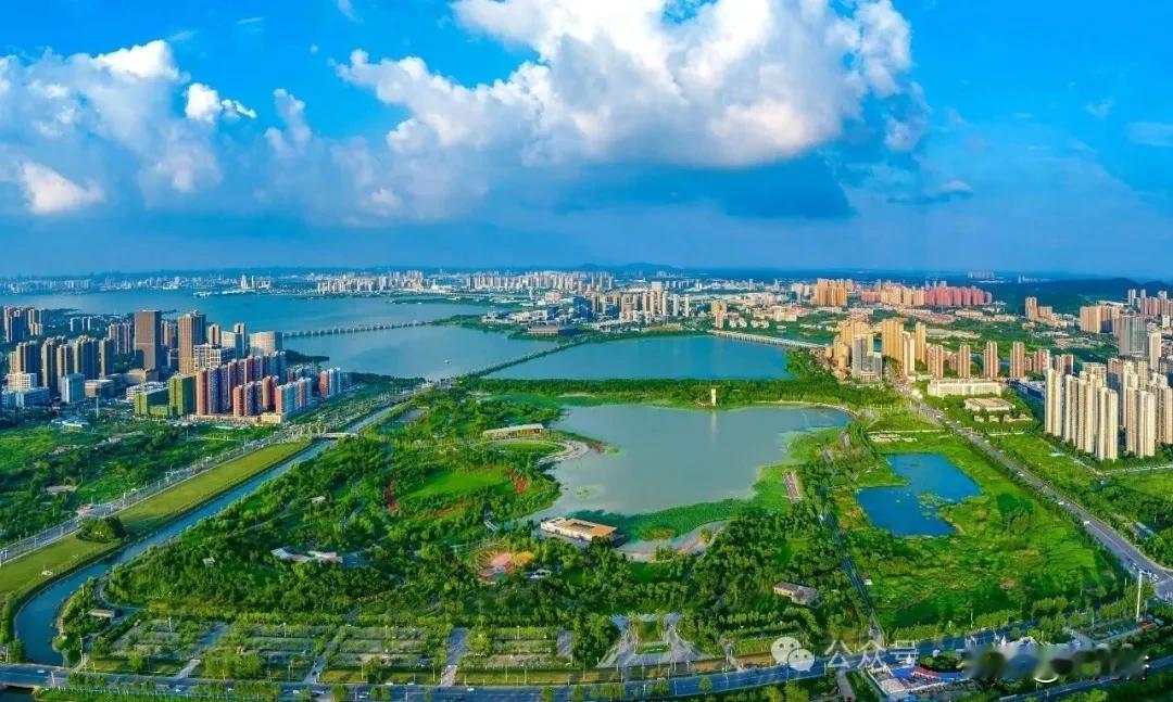 江夏区十五五规划出炉，多条通道、轨道项目纳入蓝图

近日，武汉市江夏区国民经济和