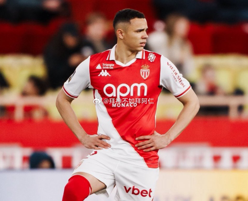 据巴西媒体GloboEsporte报道，摩纳哥右后卫万德森已于周一接受大腿手术。