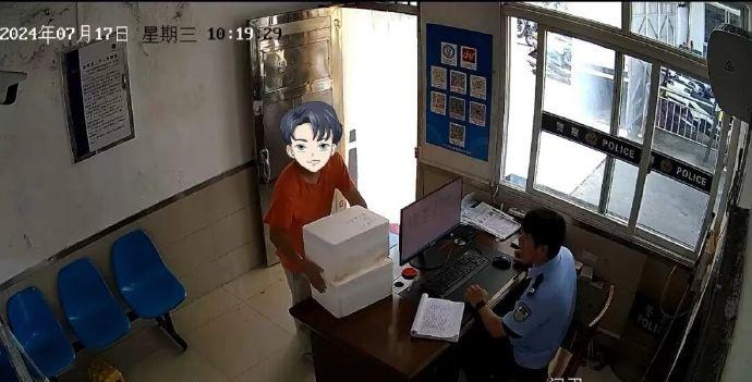 搬迁不改初心羁绊，温情奔赴从未缺席。从老旧办公区到全新派出所，四季更迭、场地变迁