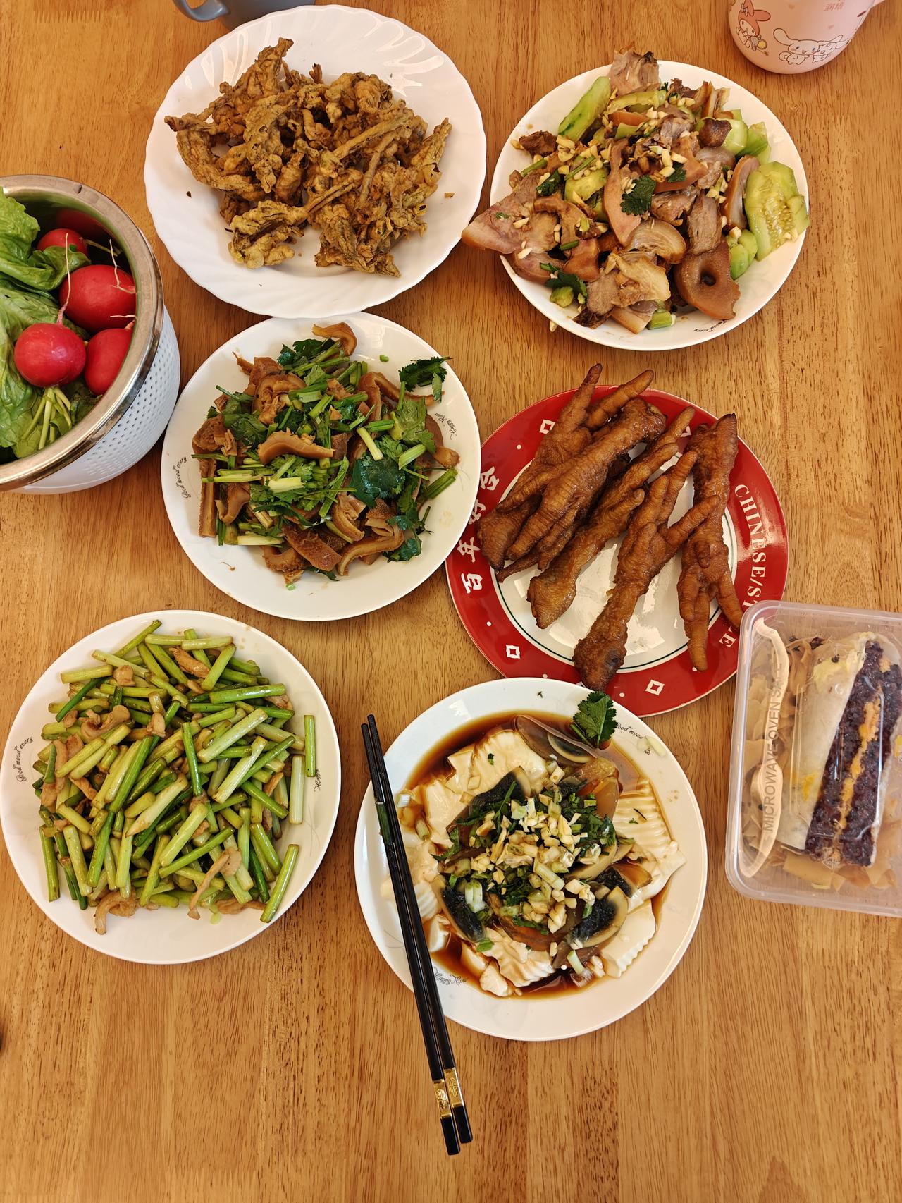 我心里有个秘密，不敢和朋友同学说，我怕说不来，再也没人理我了，我觉得自己是个“克