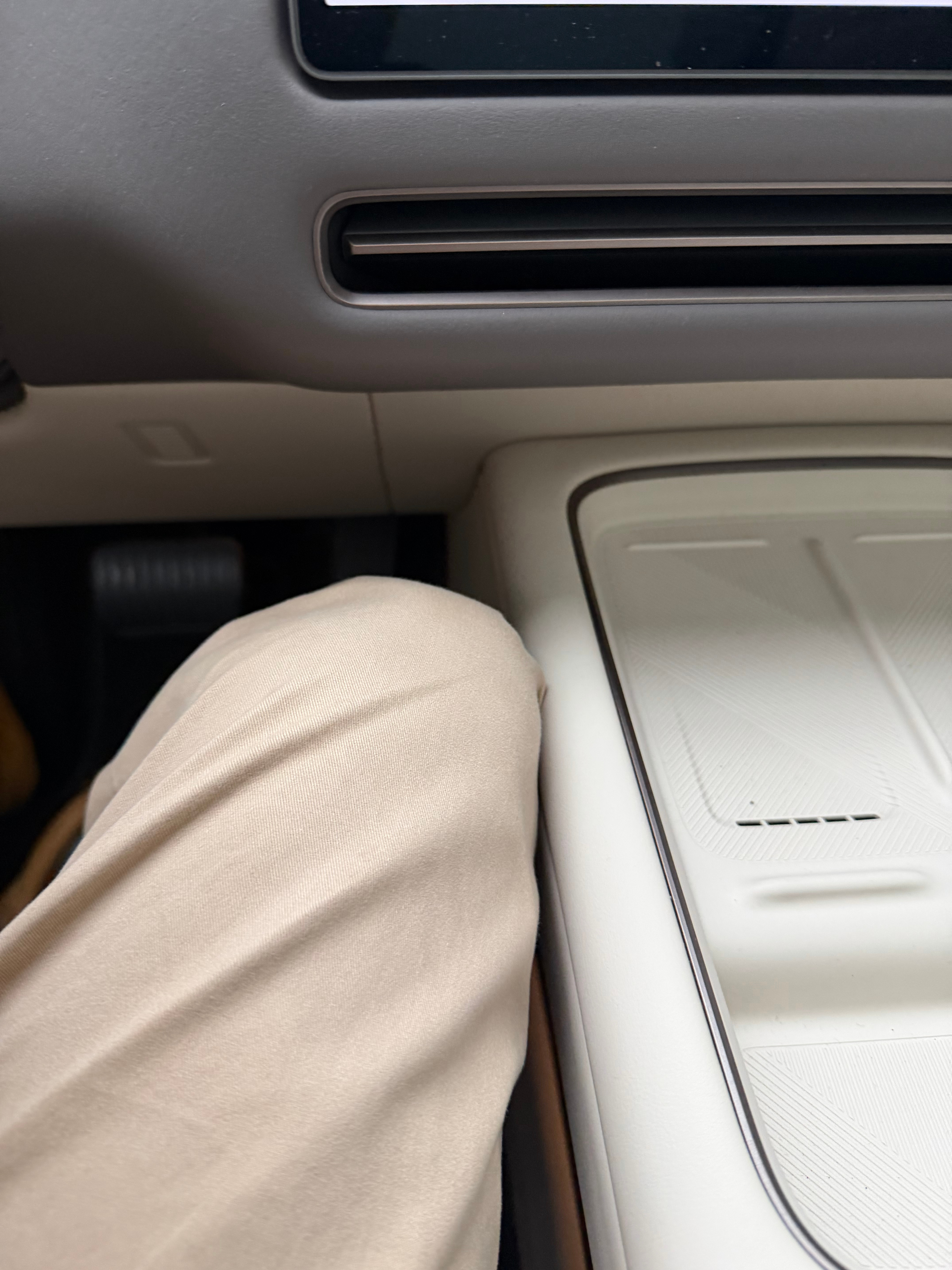 我说为什么开了20多万的理想i6感觉很舒服，今天仔细看了一下，终于知道原因了。原