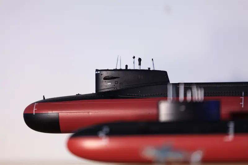 095攻击核潜艇战力那可不容小觑。从武器装备来看，它能搭载先进的鱼雷和反舰导弹，