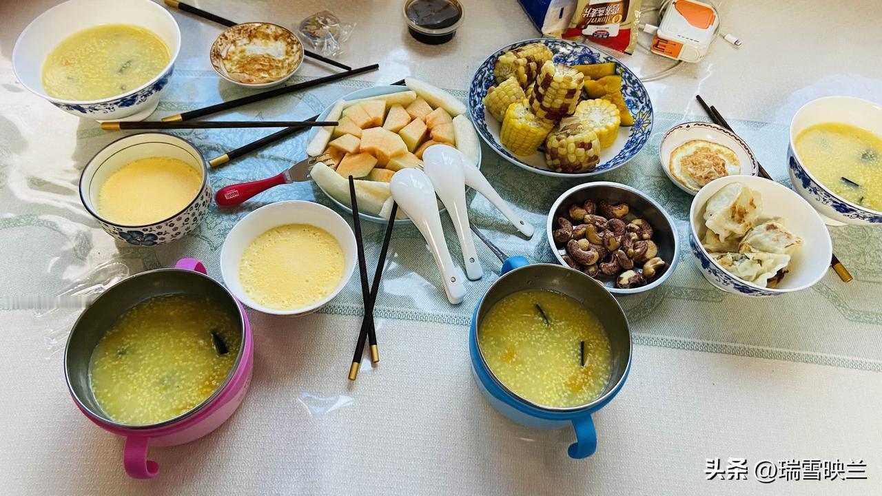 以前买菜，也不怎么注意价格，每次都是看中了想买的菜，就买，不问价也不讲价更不记价