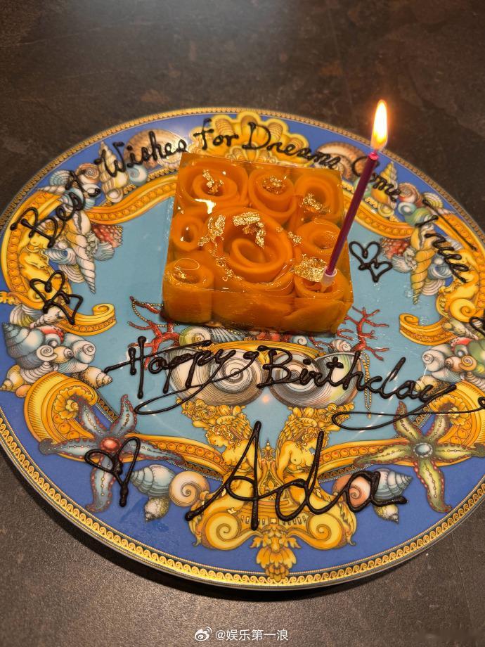 陈法蓉为蔡少芬庆生 陈法蓉为蔡少芬庆生：“相识多年，见证你所有的欢笑与感动。愿你