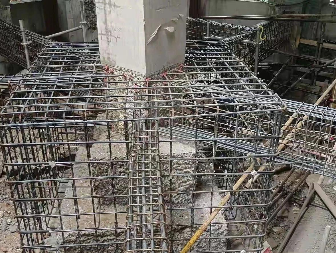 加固
不考虑施工成本，有没有利润无所谓，把活干好才是王道。