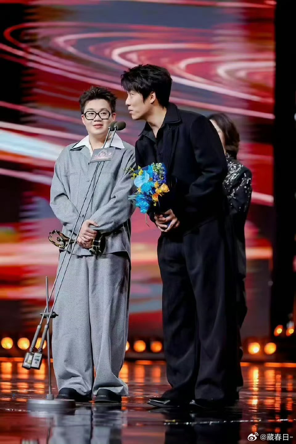 酷滕推荐王天放双高胎上桃花坞酷滕：桃花坞不能没有王天放和双高胎！以后闫佩伦再问谁