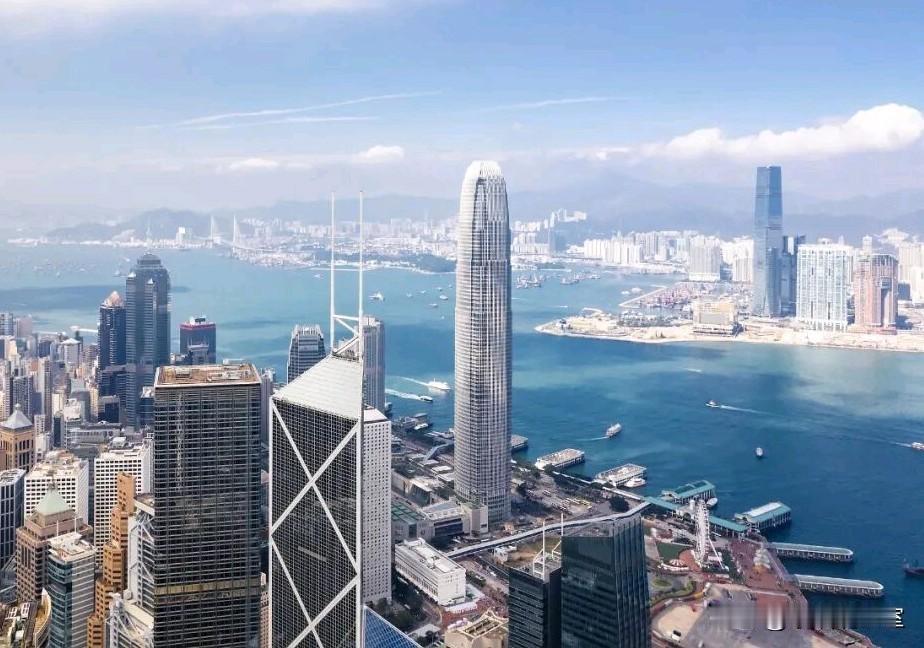 香港人对内地的隔阂，根本不是优越感！梁家辉一句话戳破真相
 
很多人一直有个误区