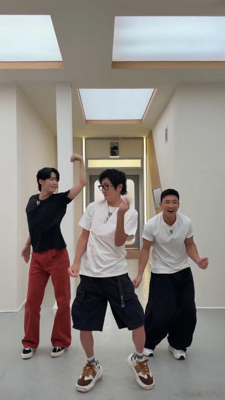 孙楠刘畊宏王赫野名副其实dance组孙楠刘畊宏王赫野名副其实dance组孙楠刘畊