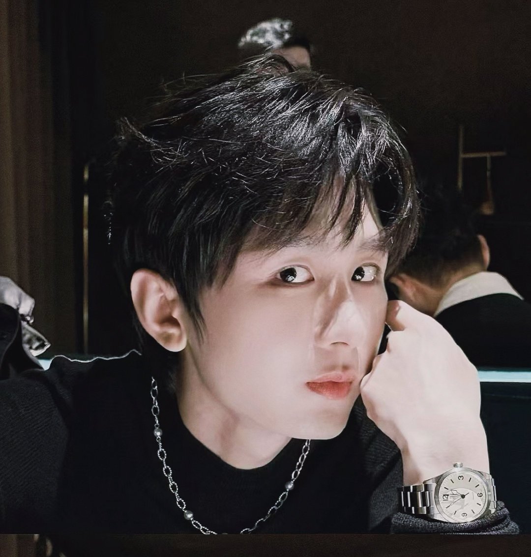 成毅长安二十四计cy成毅谢淮安野火在远方，远方在你琥珀色的眼睛里成毅｜赴山海｜萧