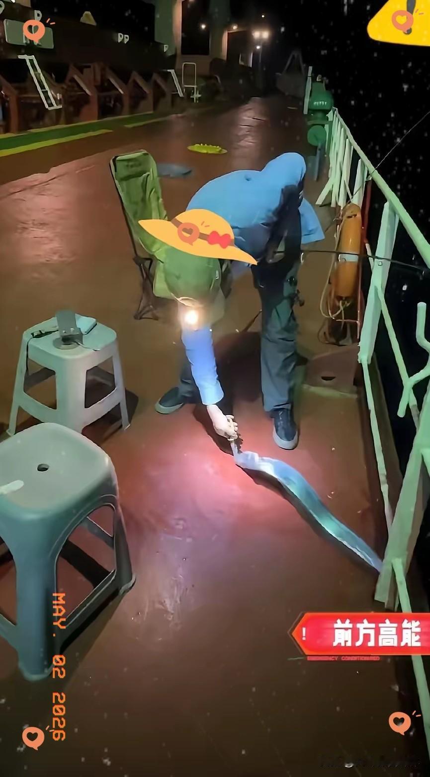 牛逼还得是咱中国人！
被困在霍尔木兹海峡的中国海员发视频：已经60天了，马上离开