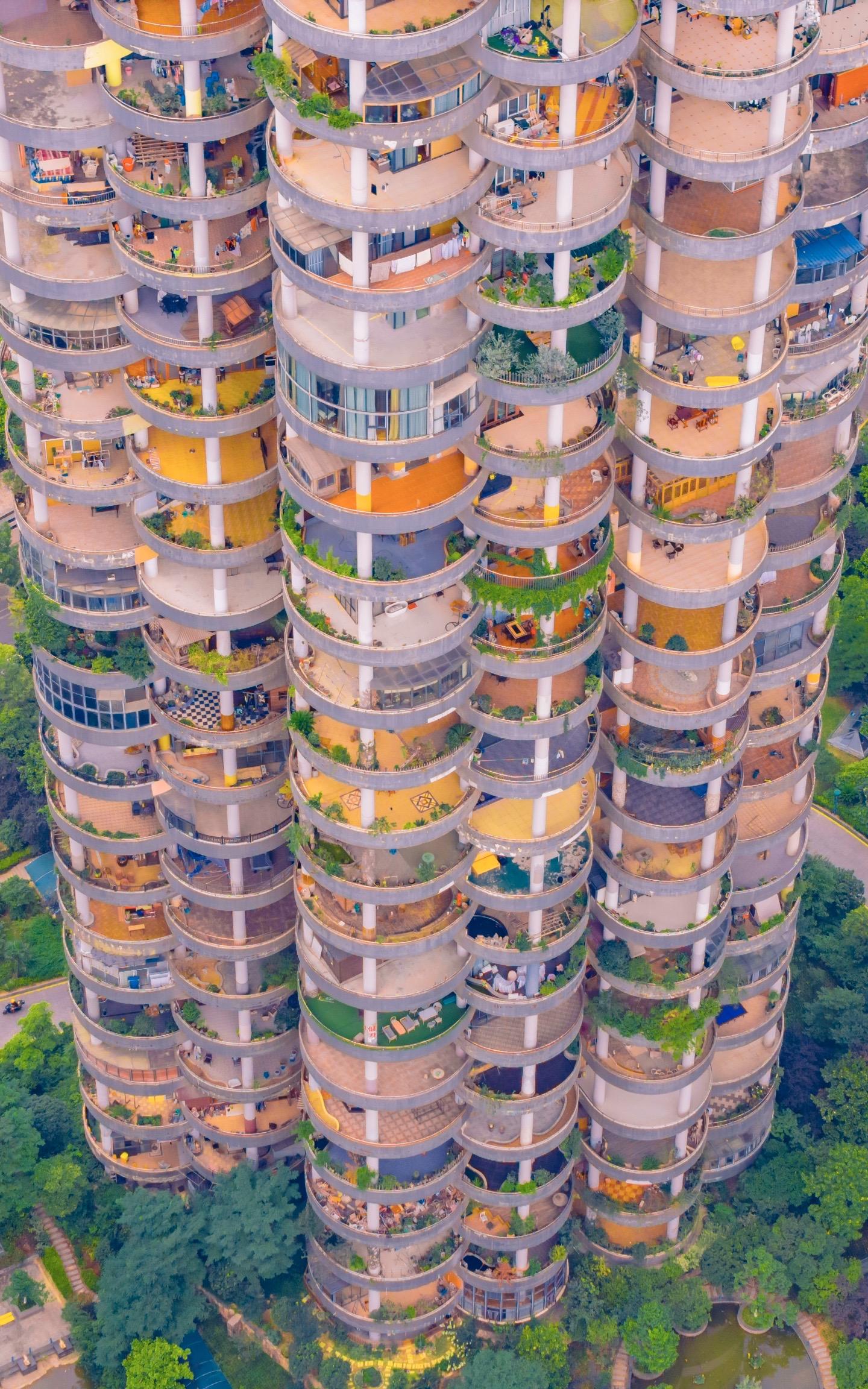 打卡贵阳特色建筑。这次去贵阳拍摄了很多特色建筑，贵阳的建筑独特！有很多...