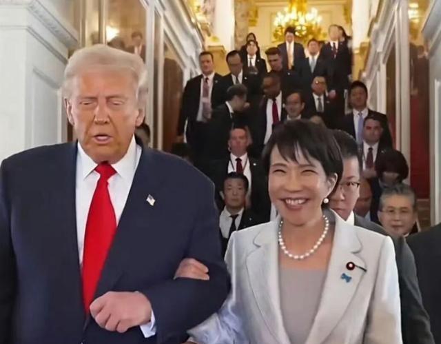 美国大概没想到，当他们在东亚煽风点火时，后院突然冒出两个“不按剧本走”的角色。这