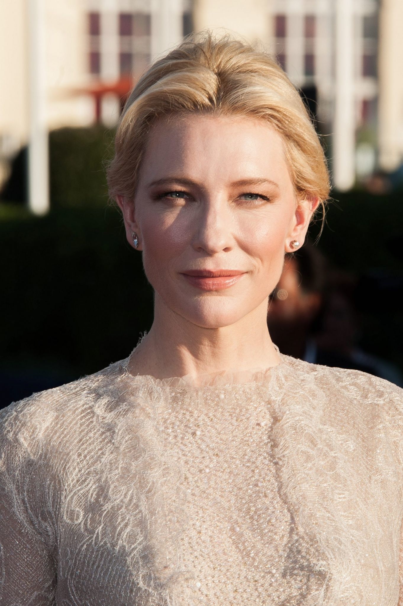 凯特布兰切特  神明一般 