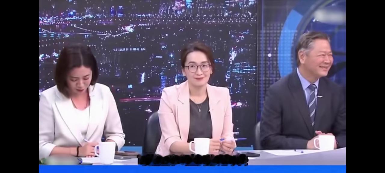 也许瞬间就是河山一统，猜测弥漫整个台湾。
岛内媒体嗅觉极其灵敏，这些记者个个都是