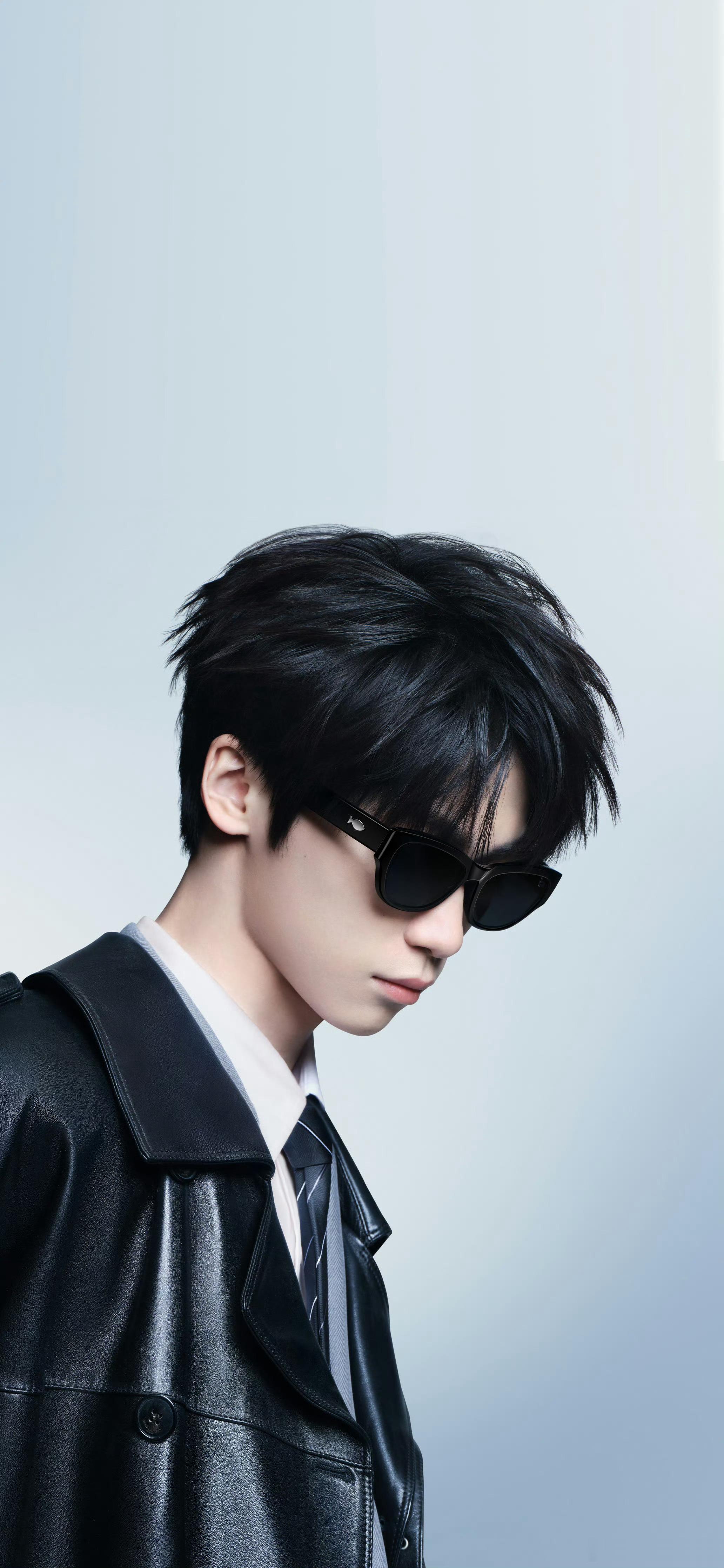 施洛华致歉施洛华眼镜公开发布致歉信。1月20日，在施洛华眼镜微博官方账号发布的品