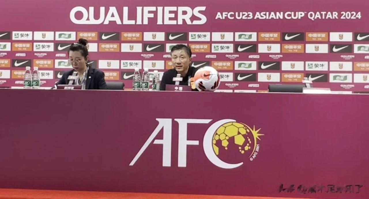 国奥队2比1印度国奥，虽然赢球，但球迷却高兴不起来。主教练成耀东赛后发布会上的话