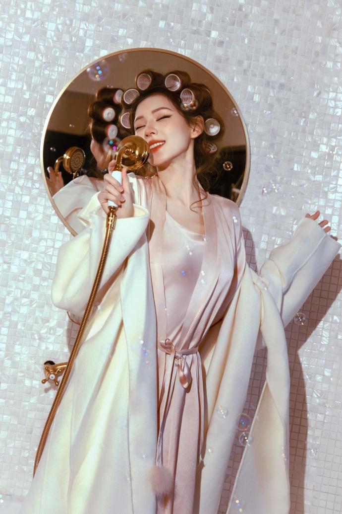 张予曦真人芭比来的建模太权威了