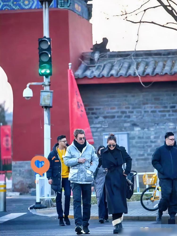 巩俐

告诉全世界女人一个道理

真正让女人衰老的，不是皱纹，而是没完没了的操心
