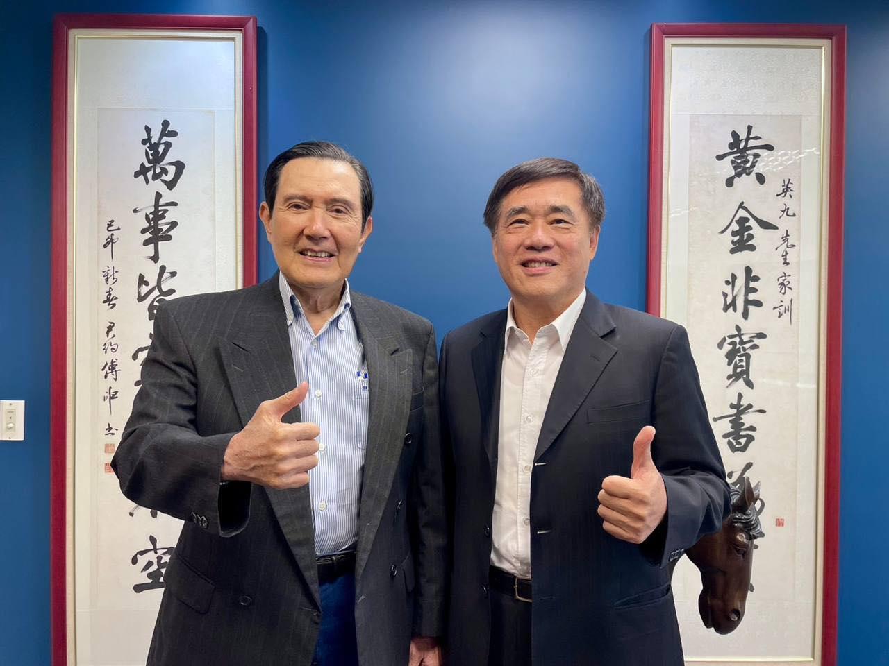 【弃罗保郝？马英九要郝龙斌“我这边你不用担心”】国民党主席选举恶战，郝龙斌今天拜