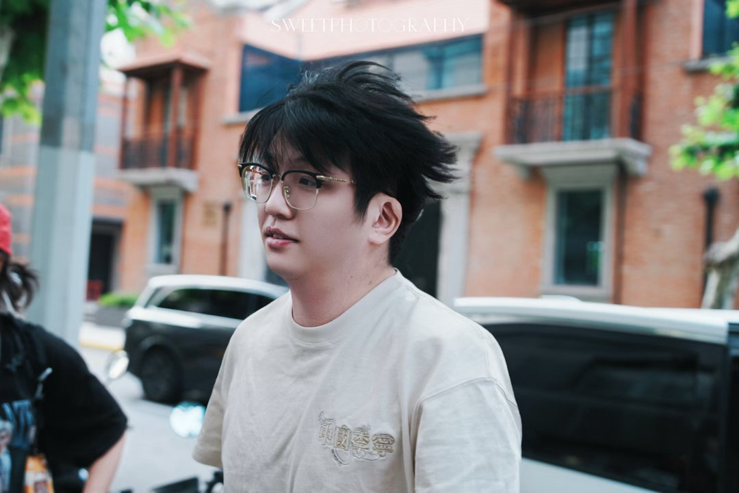 刘同二号  20260605 | 上海站燃烧PLUS上班这次真头发飞舞如火了🔥