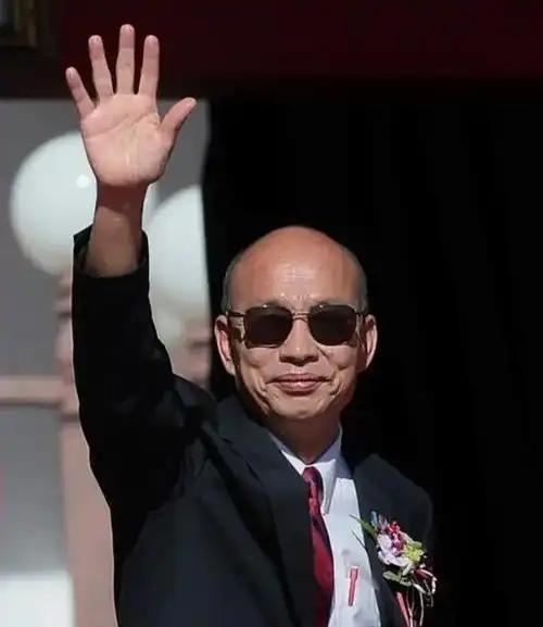 台“立法机构”负责人 韩国瑜 正式宣布，
4月27日，韩国瑜第三次召集朝野协商“