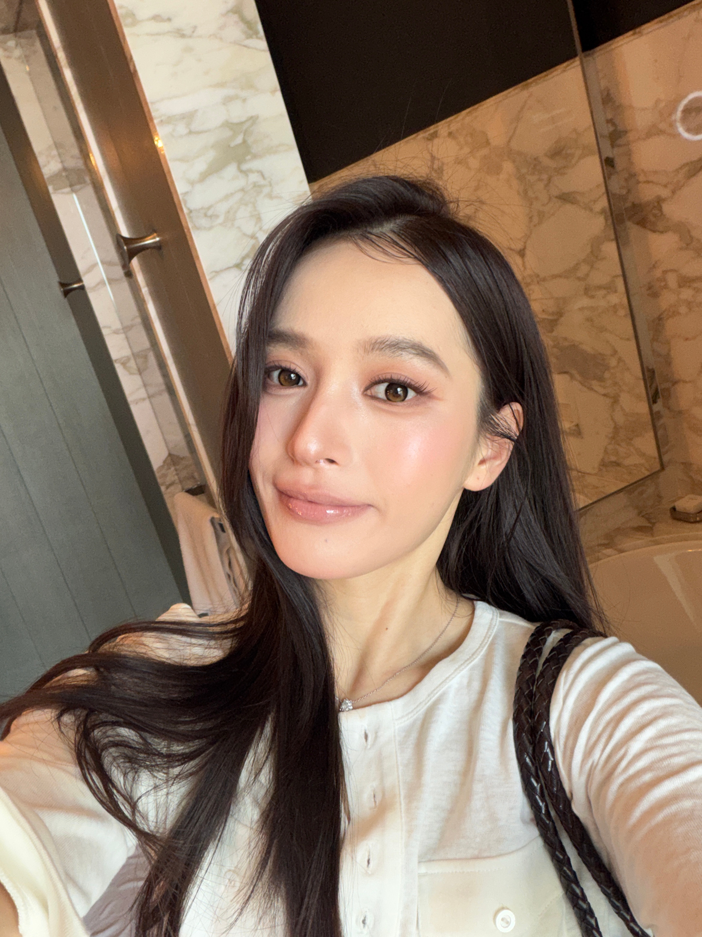 深发色爽啊！！！但是万象城你未免太大了呢走得我好累