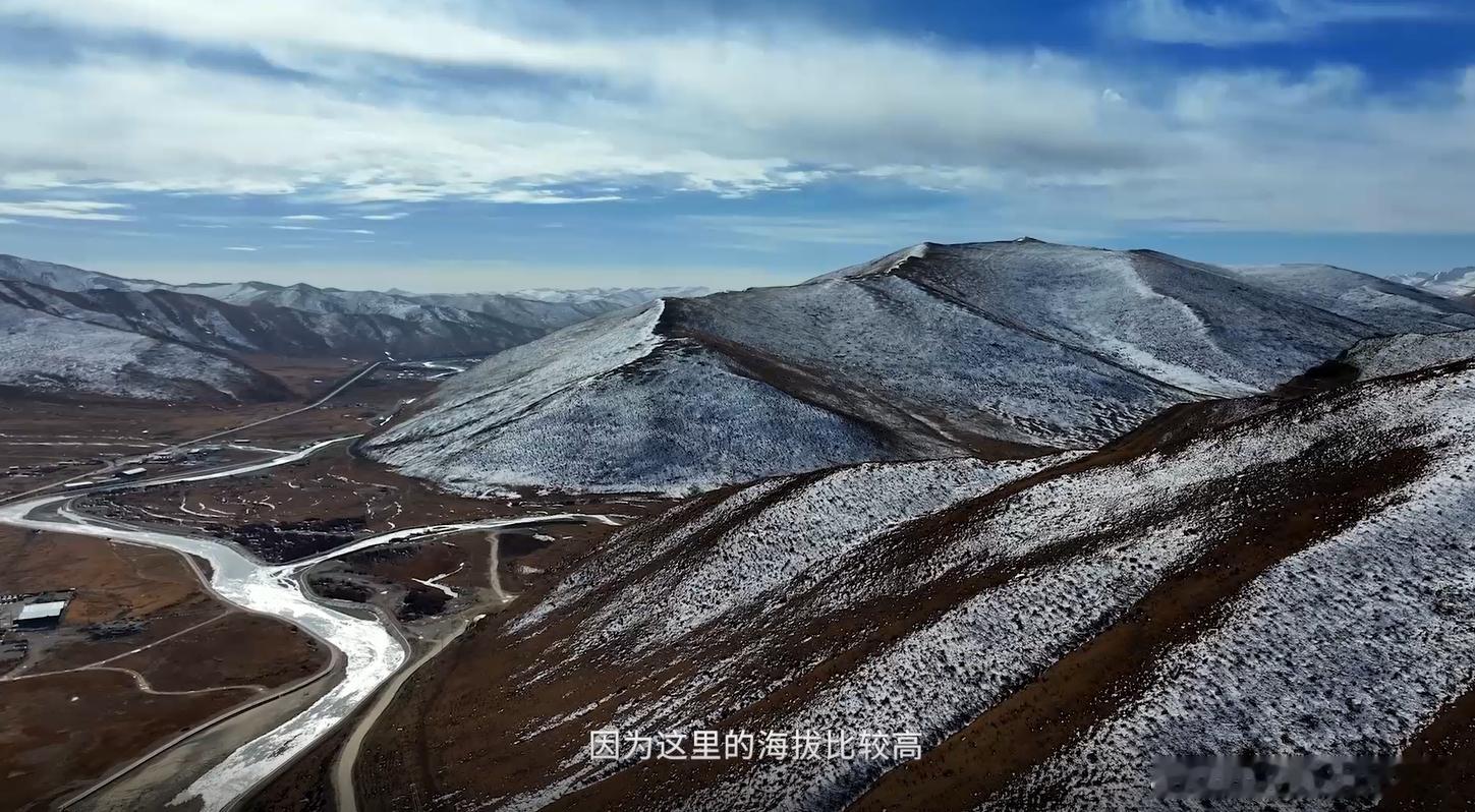 青海小球员逐梦上海的托举之手 看了一部微纪录片，令人感动。来自上海的两位支教老师